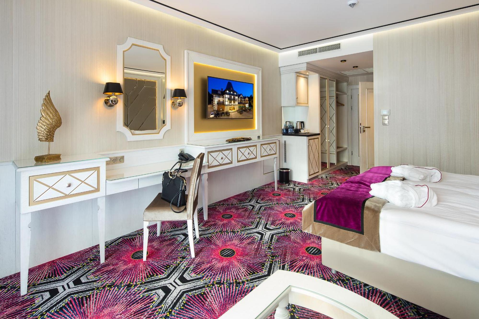 Hotel Royal Baltic 4* Luxury Boutique Ustka Esterno foto