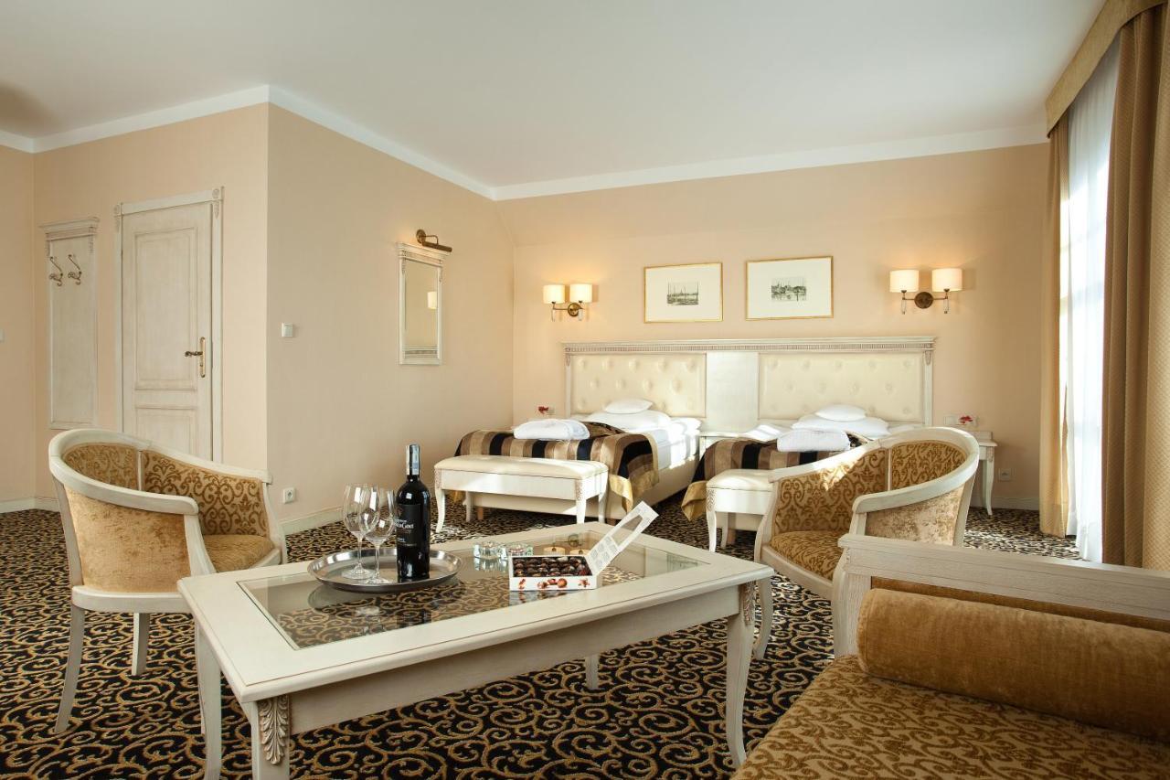 Hotel Royal Baltic 4* Luxury Boutique Ustka Esterno foto